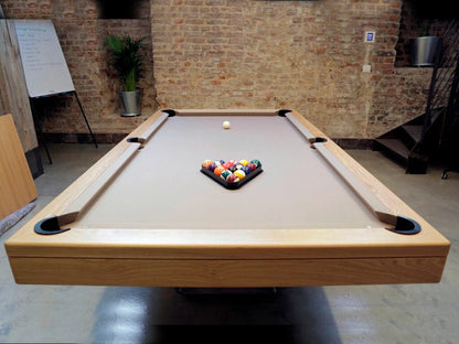 Stunning Luxury Air Pool table Natural Oak.